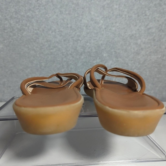 Clarks Thong Sandals Women's 10M Camel Brown Italian Leather Shoes - Picture 7 of 7